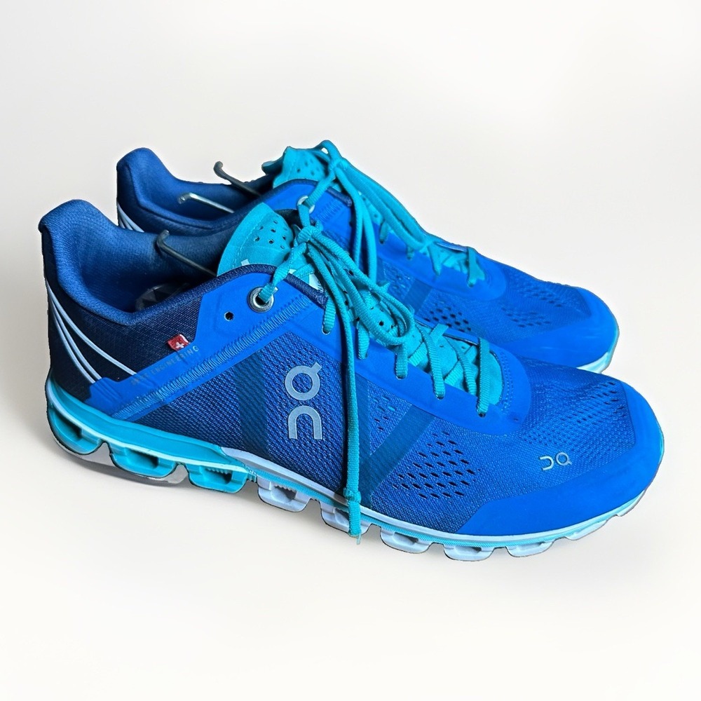 On Cloudflow Women 8.5 Running Shoes Blue Turquoise Sneakers CloudTec NO INSOLES